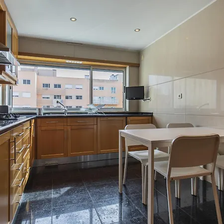 דירה 2 Bedroom Large By Innkeeper *