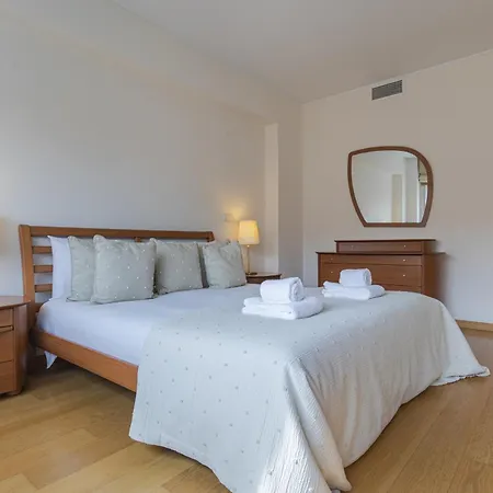דירה 2 Bedroom Large By Innkeeper *