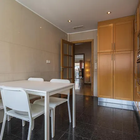 דירה 2 Bedroom Large By Innkeeper ליסבון