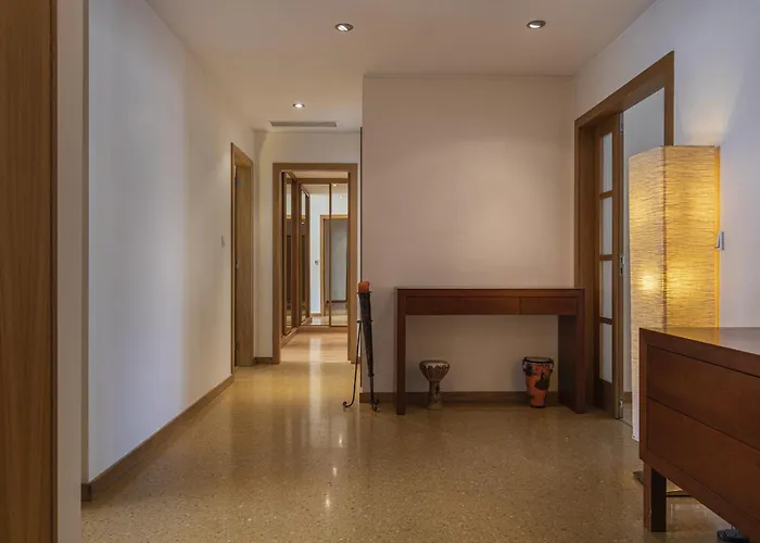 公寓 2 Bedroom Large By Innkeeper